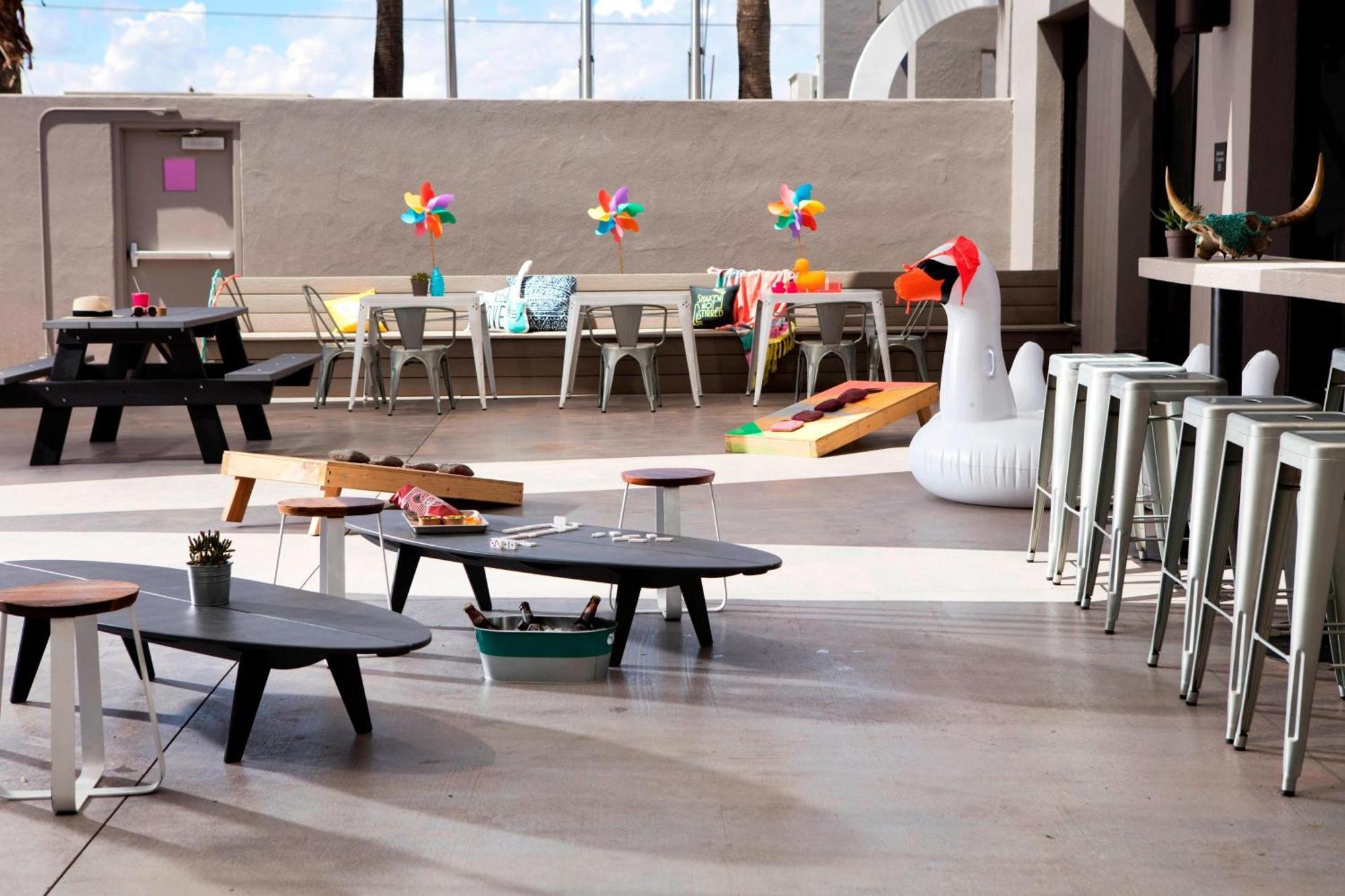 Moxy Phoenix Tempe/Asu Area Bagian luar foto