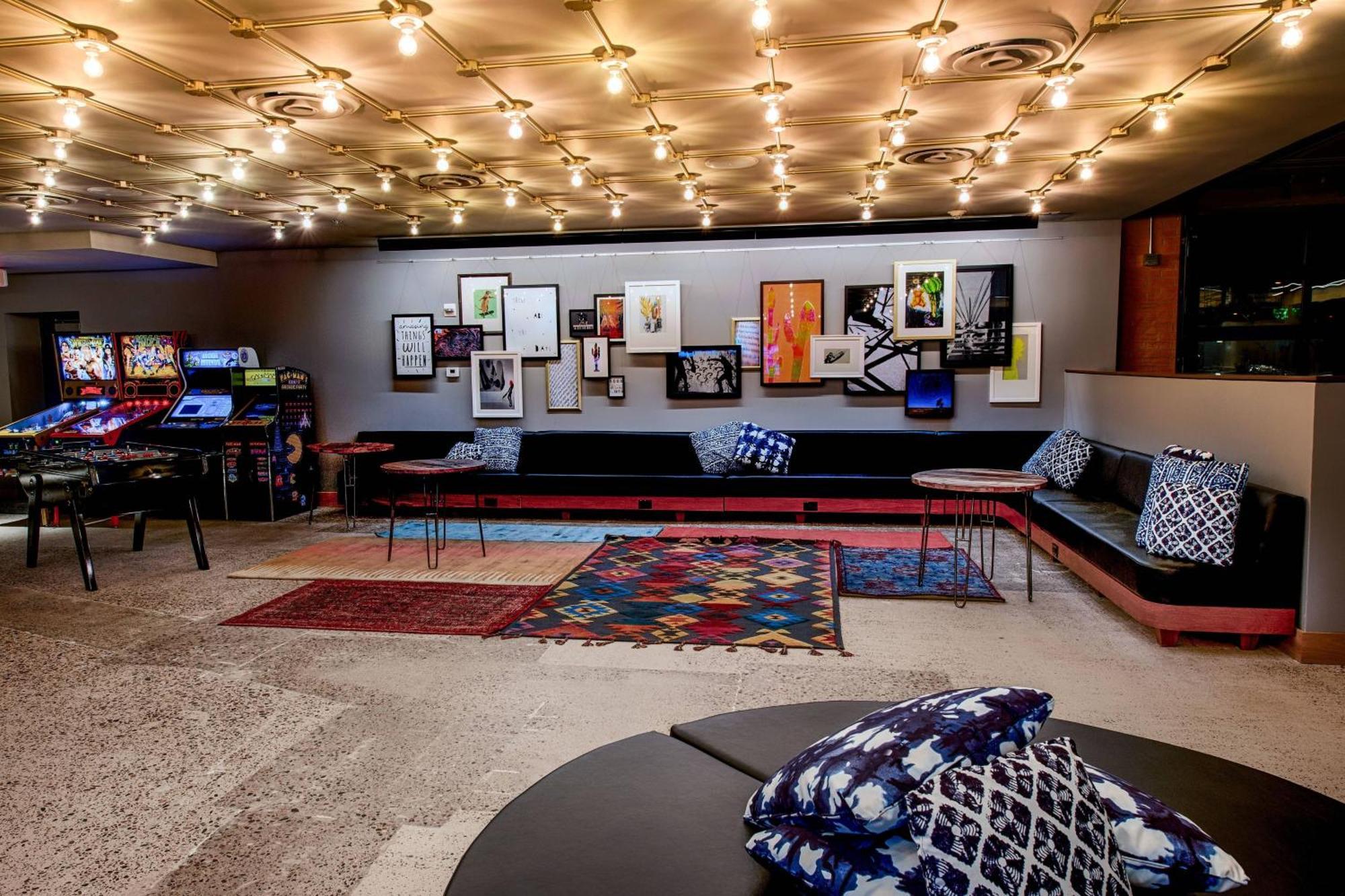 Moxy Phoenix Tempe/Asu Area Bagian luar foto