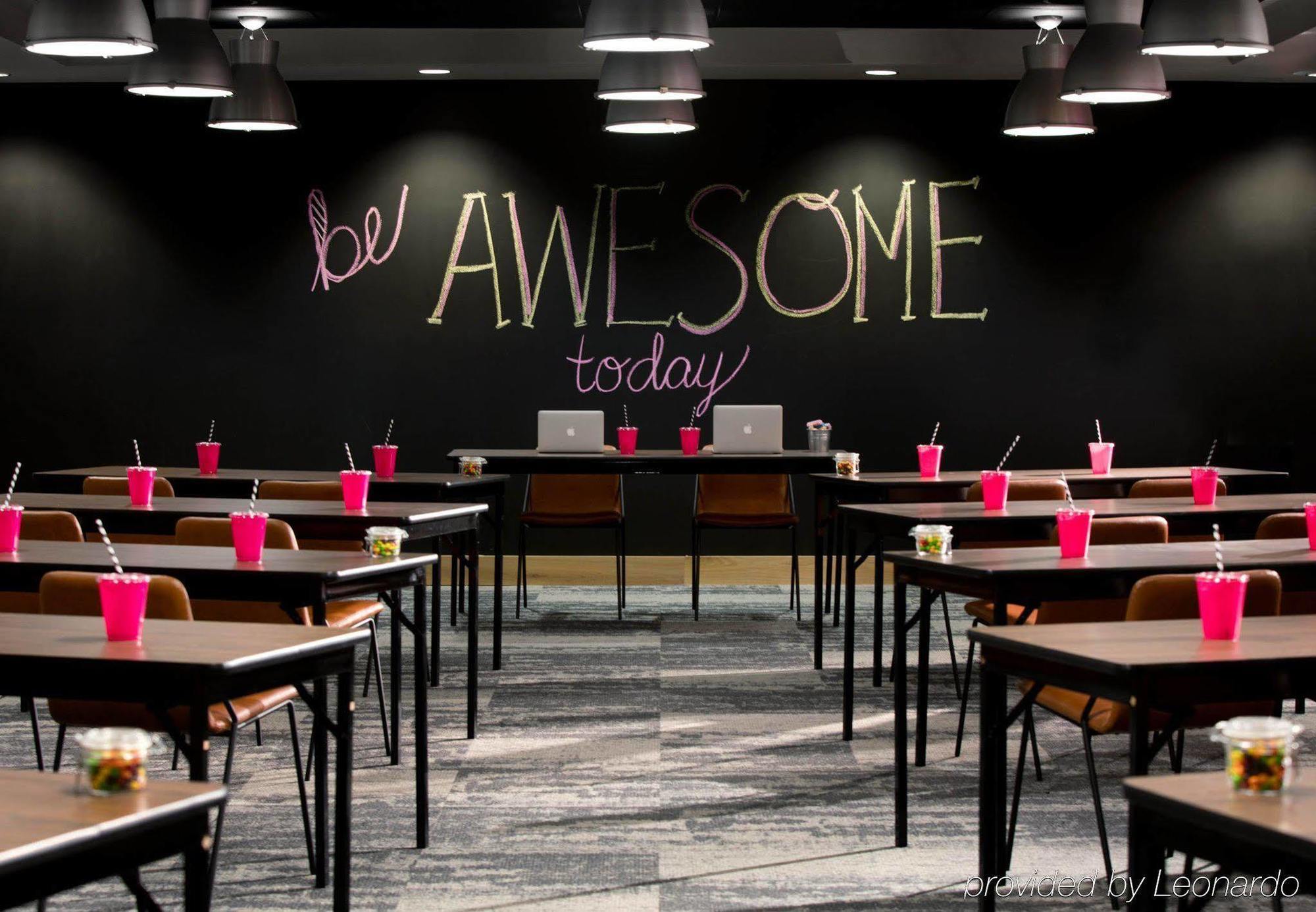 Moxy Phoenix Tempe/Asu Area Bagian luar foto