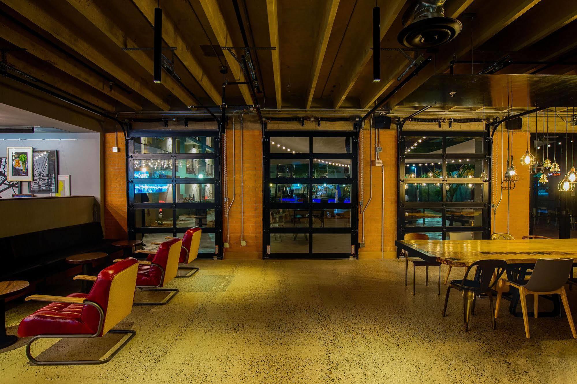 Moxy Phoenix Tempe/Asu Area Bagian luar foto